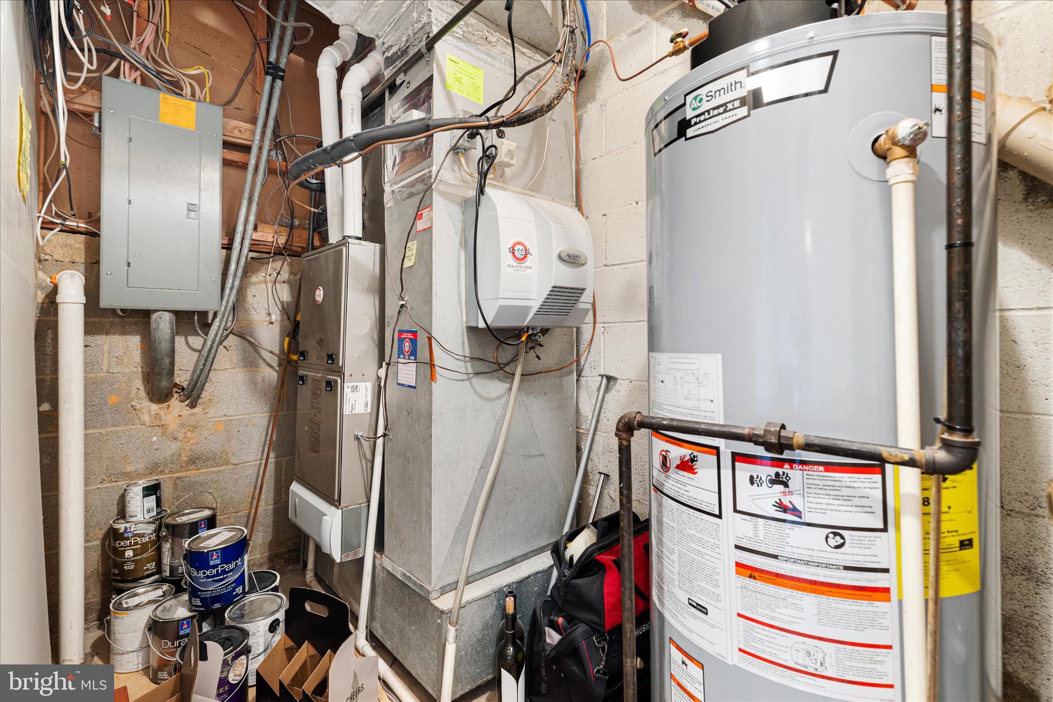 11608 Newbridge Court Reston, VA 20191 - Photo 37 of 47 a utility room with dryer and washer