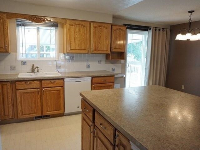 1204 North Warren Road Spokane Valley, WA 99216 - Photo 4 of 26 Gallery Image 4