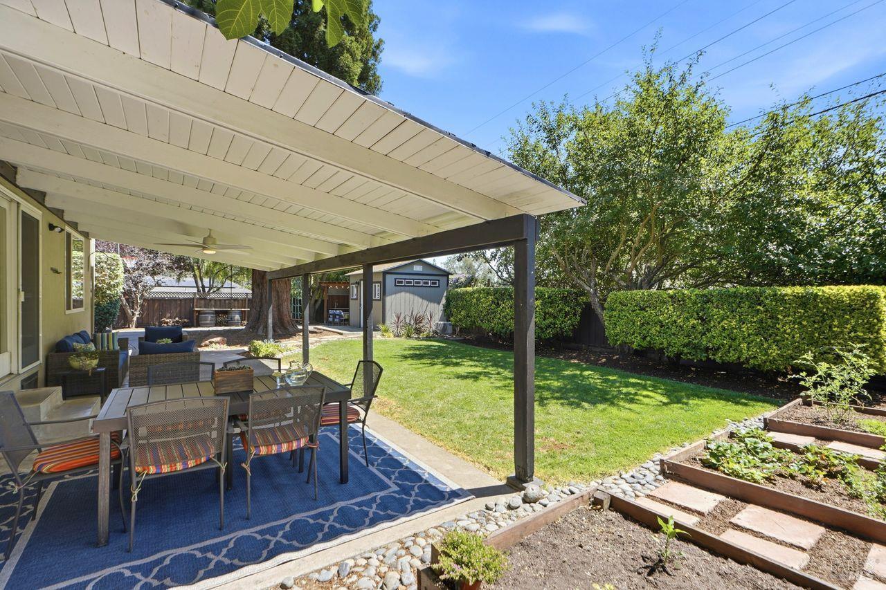 2205 Hillside Drive Santa Rosa, CA 95404 - Photo 25 of 32