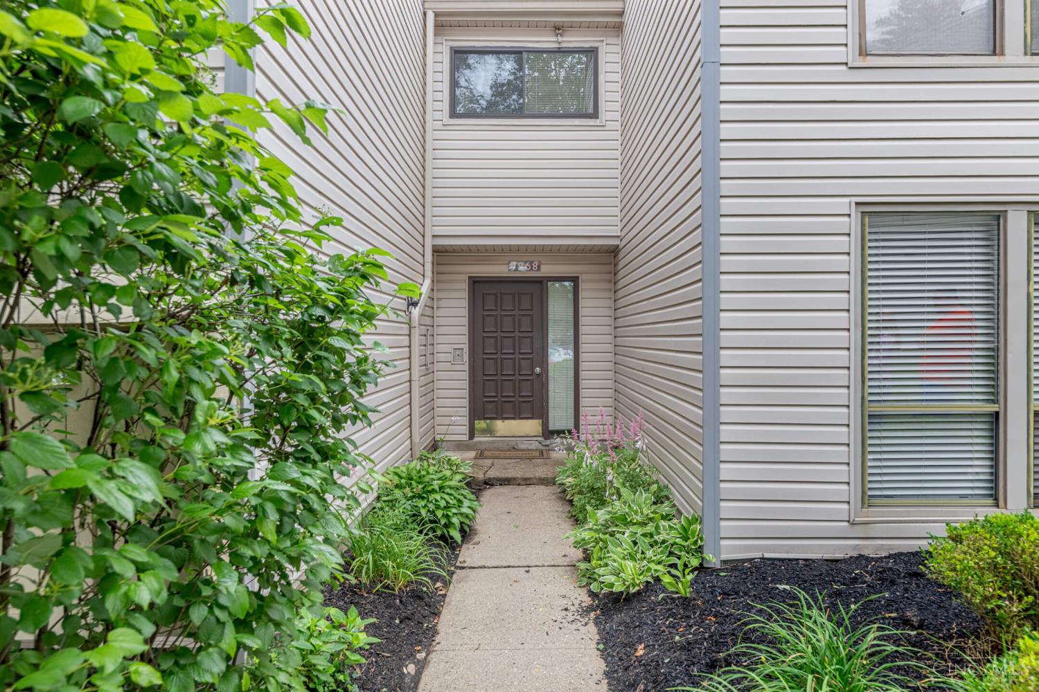 7268 East Galbraith Road, Unit A Cincinnati, OH 45243 - Photo 8 of 39
