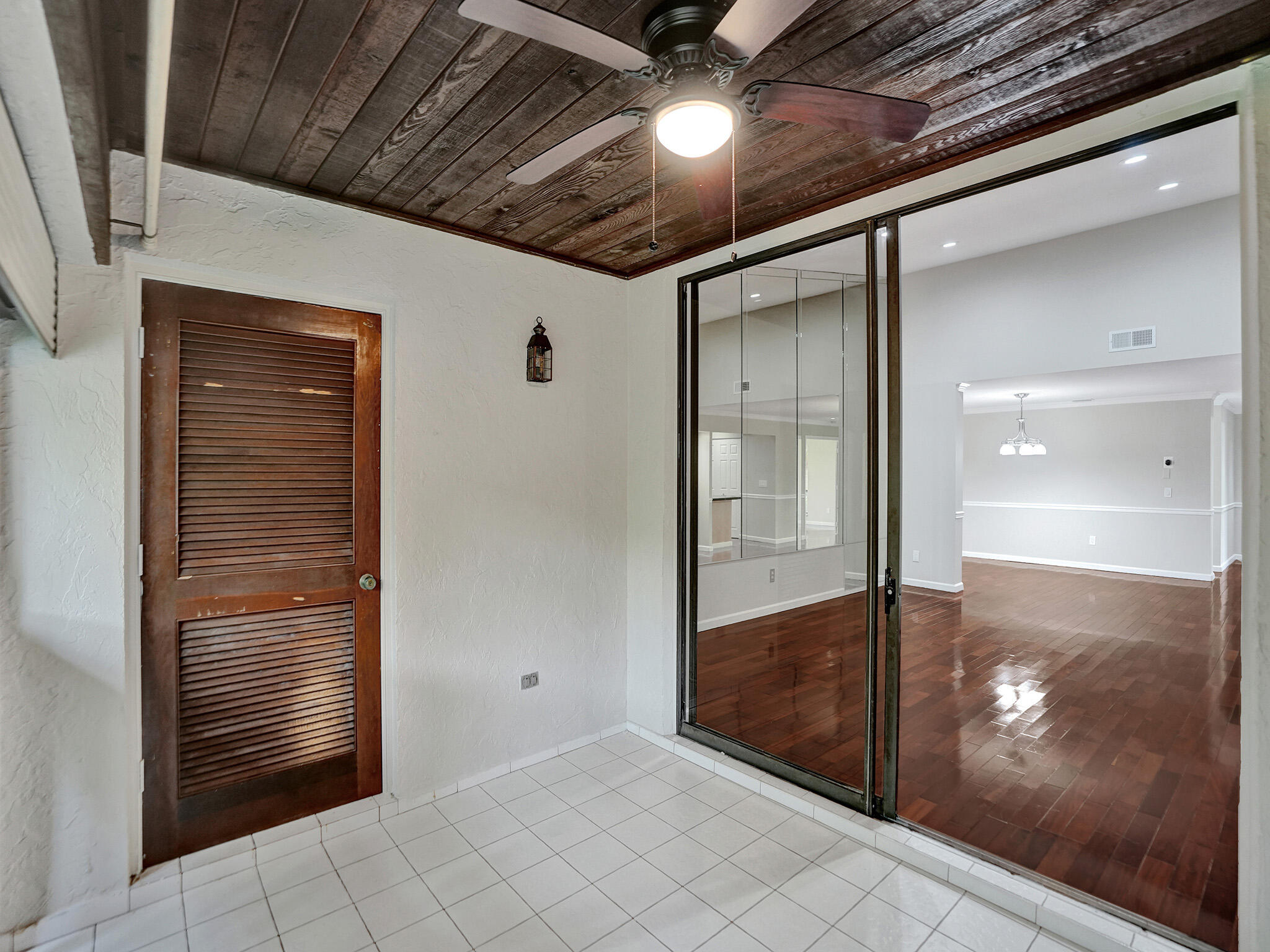 9280 Sable Ridge Circle, Unit B Boca Raton, FL 33428 - Photo 40 of 50 DSC09956