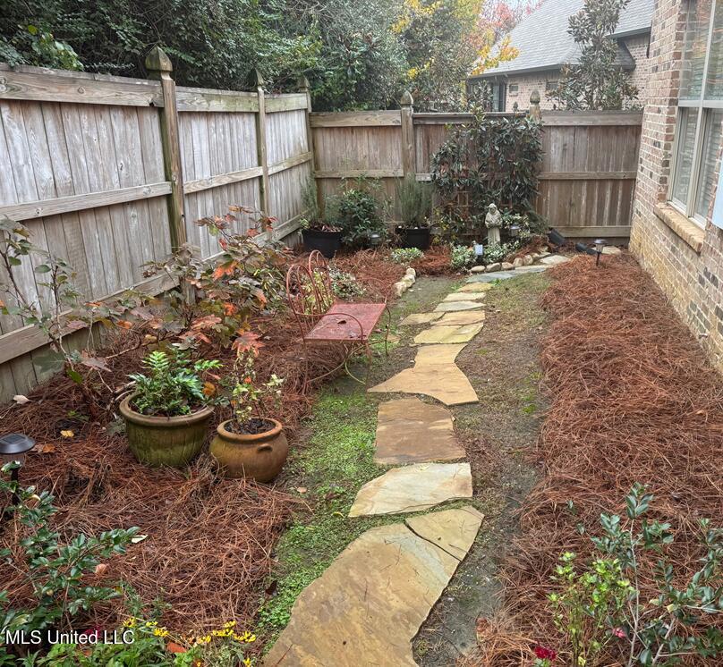 46 Charleston Circle Brandon, MS 39047 - Photo 24 of 25 Backyard