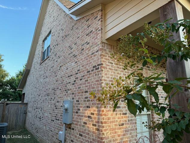 46 Charleston Circle Brandon, MS 39047 - Photo 4 of 25 Left Side