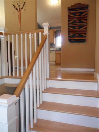 146 Hills Ferry Road Nashua, NH 03064 - Photo 2 of 16 Gallery Image 2