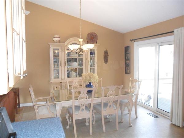 146 Hills Ferry Road Nashua, NH 03064 - Photo 6 of 16 Gallery Image 6