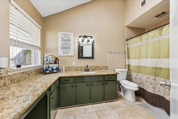 $285,000 | 2710 Tyler Lane, Deer Park, TX 77536