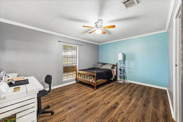 $285,000 | 2710 Tyler Lane, Deer Park, TX 77536