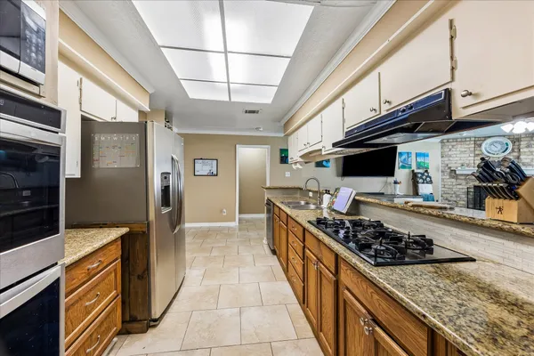 $285,000 | 2710 Tyler Lane, Deer Park, TX 77536