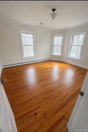 $3,595 | 665 Highway 32, Highland Mills, NY 10930