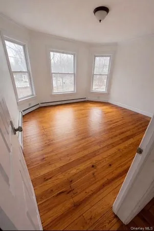 $3,595 | 665 Highway 32, Highland Mills, NY 10930