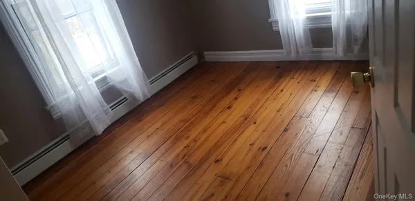 $3,595 | 665 Highway 32, Highland Mills, NY 10930