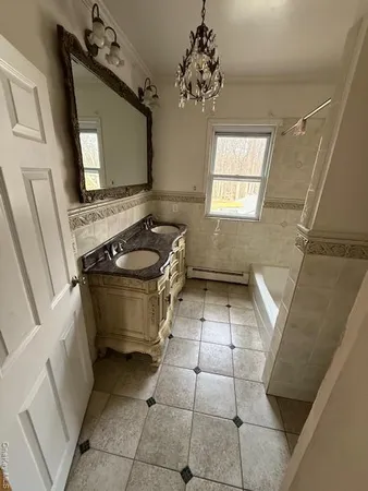 $3,595 | 665 Highway 32, Highland Mills, NY 10930