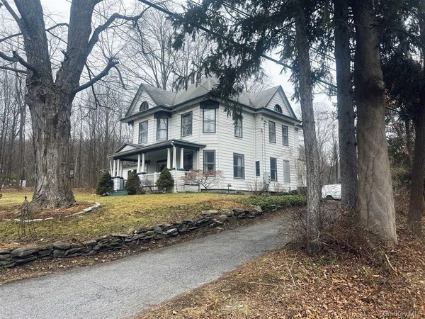 $3,595 | 665 Highway 32, Highland Mills, NY 10930