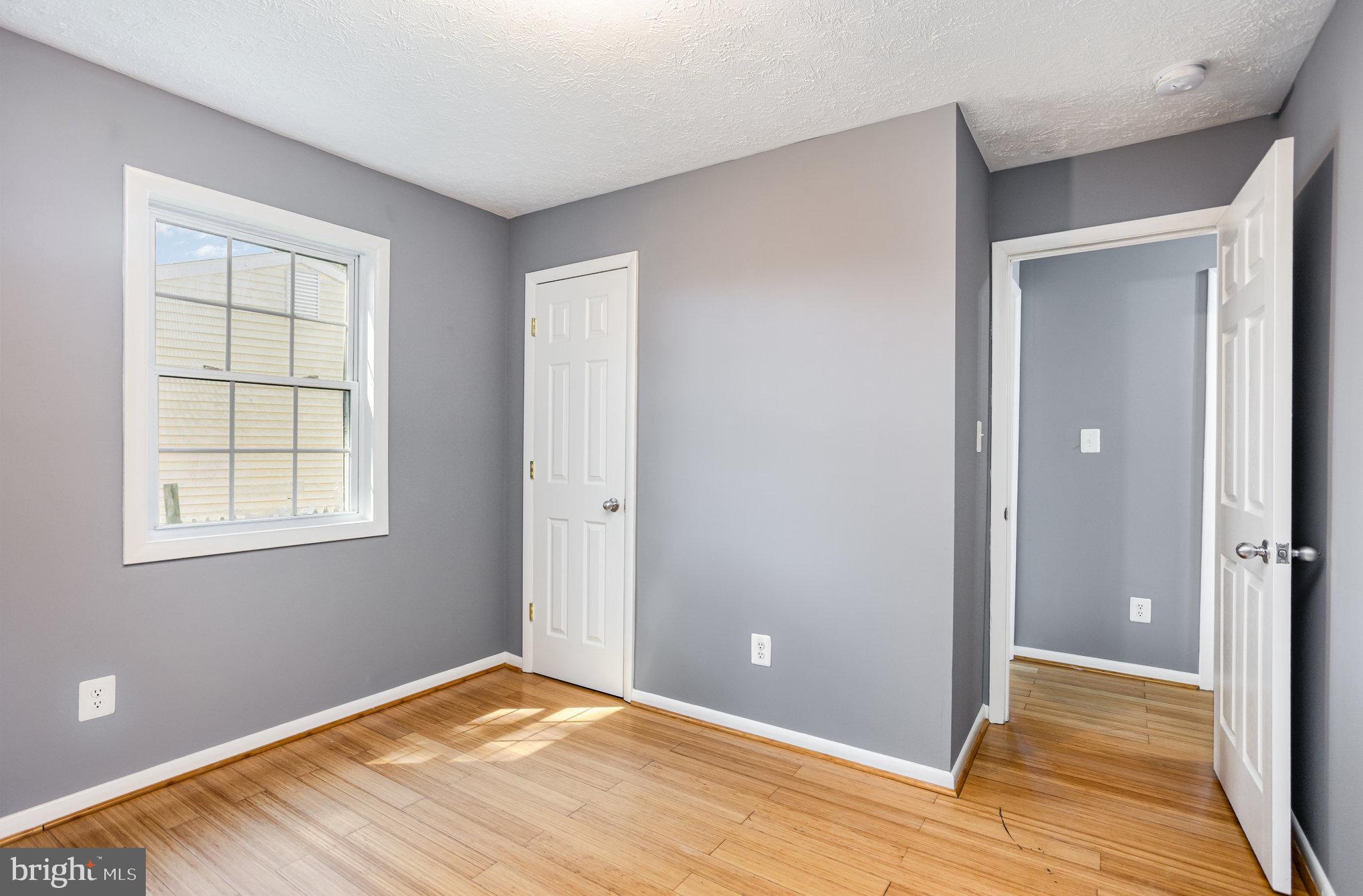 615 Pinehurst Street Aberdeen, MD 21001 - Photo 20 of 39 an empty room with windows and closet
