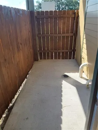 $1,600 | 1414 Alexander Avenue, Unit B, Arabi, LA 70032