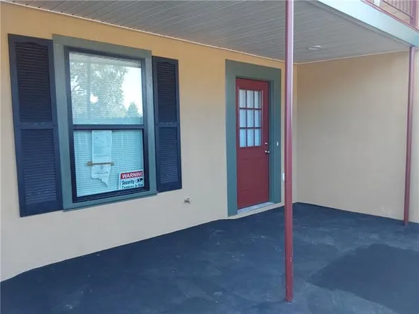 $1,600 | 1414 Alexander Avenue, Unit B, Arabi, LA 70032