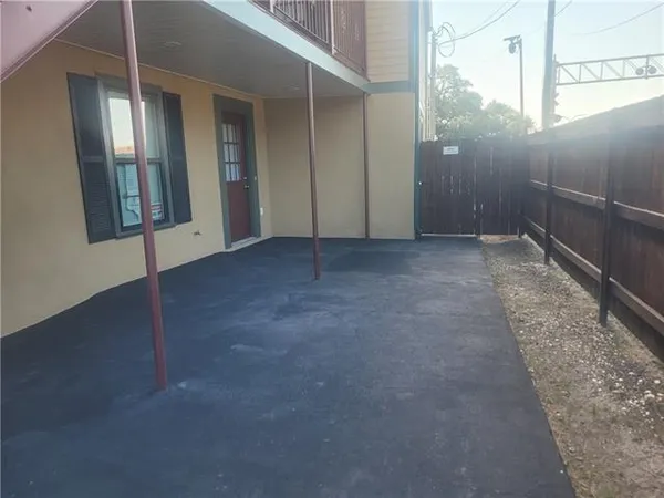 $1,600 | 1414 Alexander Avenue, Unit B, Arabi, LA 70032