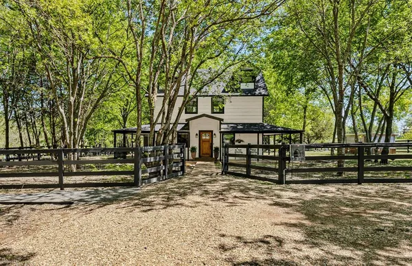 $599,900 | 1111 Farm To Market Road 151, Trenton, TX 75490