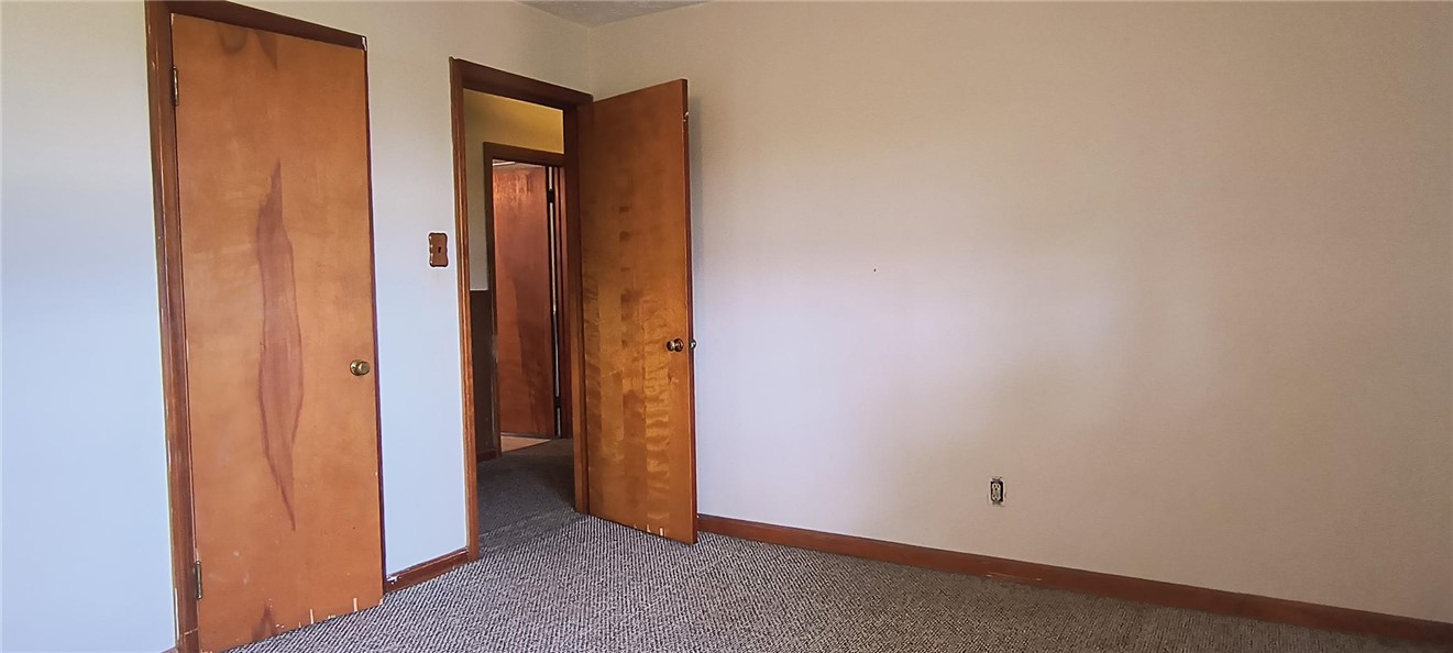 4455 East Kitridge Road Dayton, OH 45424 - Photo 24 of 58