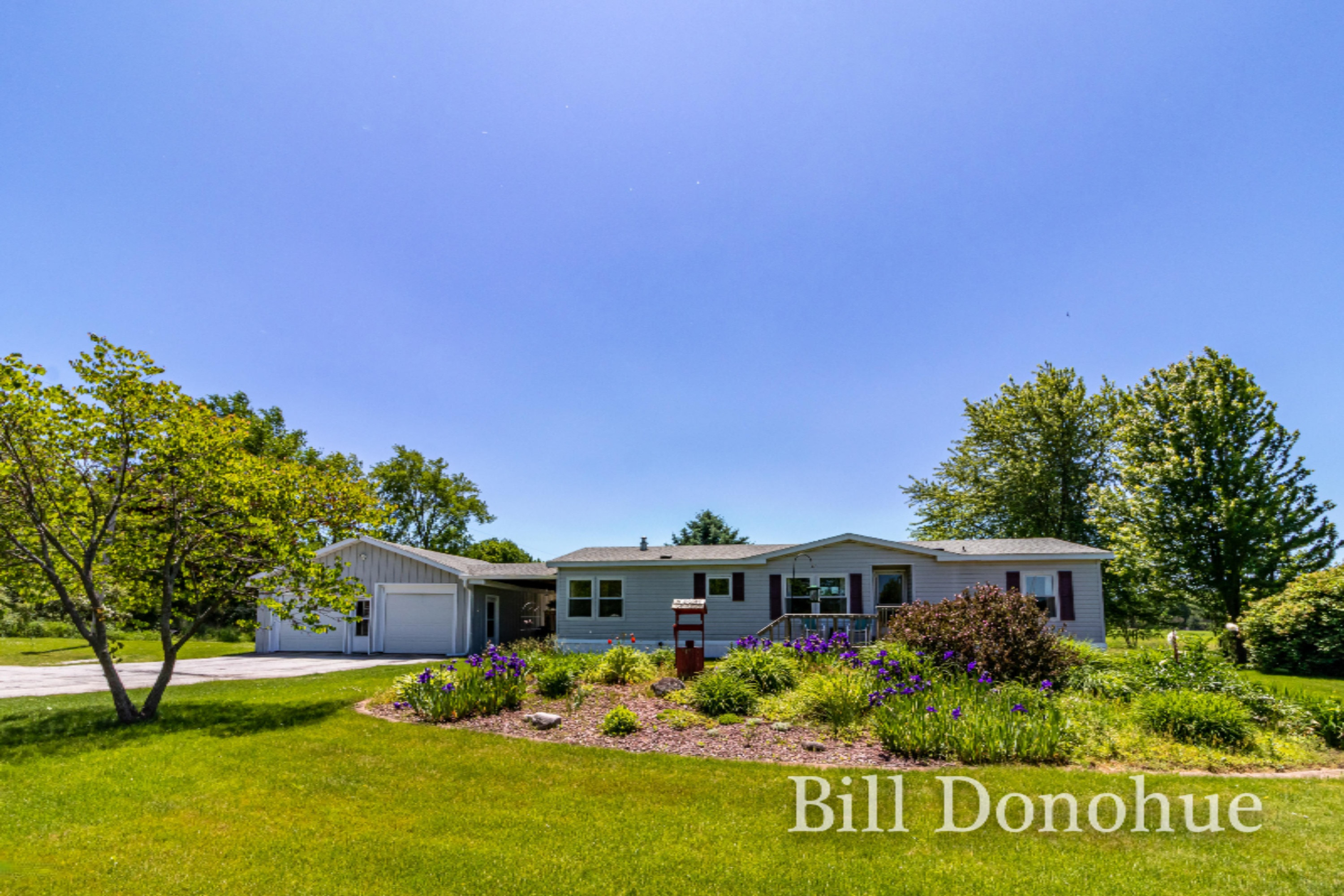 10235 Parmalee Road Middleville, MI 49333 - Photo 2 of 32 Parmalee01