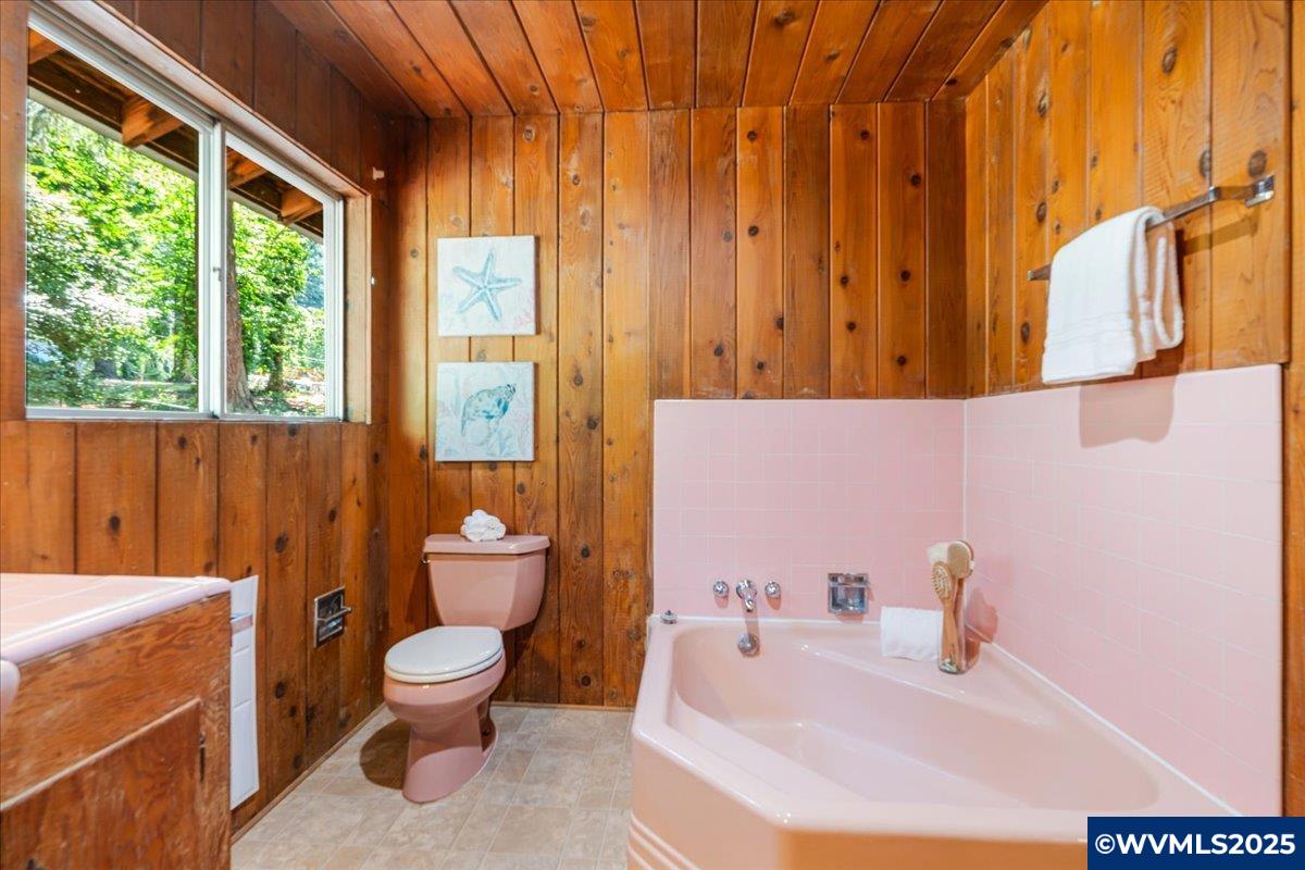 33744 Meeker Road Northeast Albany, OR 97322 - Photo 33 of 44 Gallery Image 33
