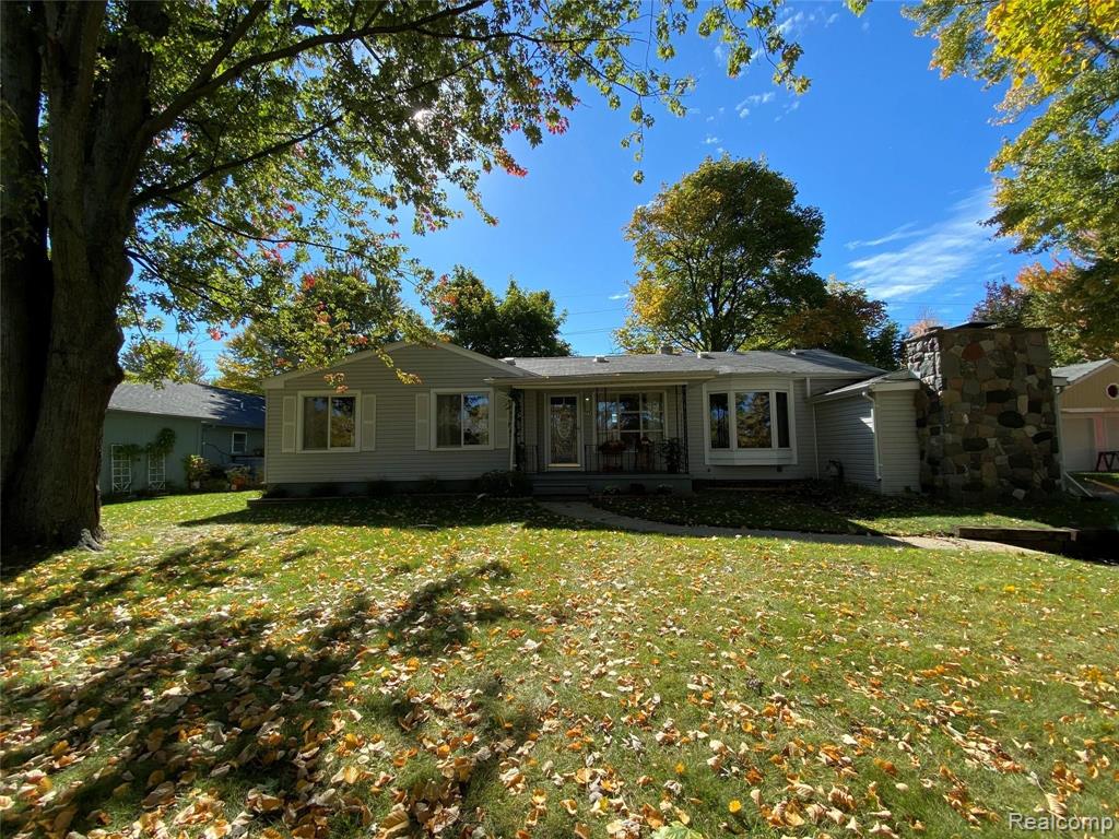 3798 Tienken Road Auburn Hills, MI 48326 - Photo 2 of 23