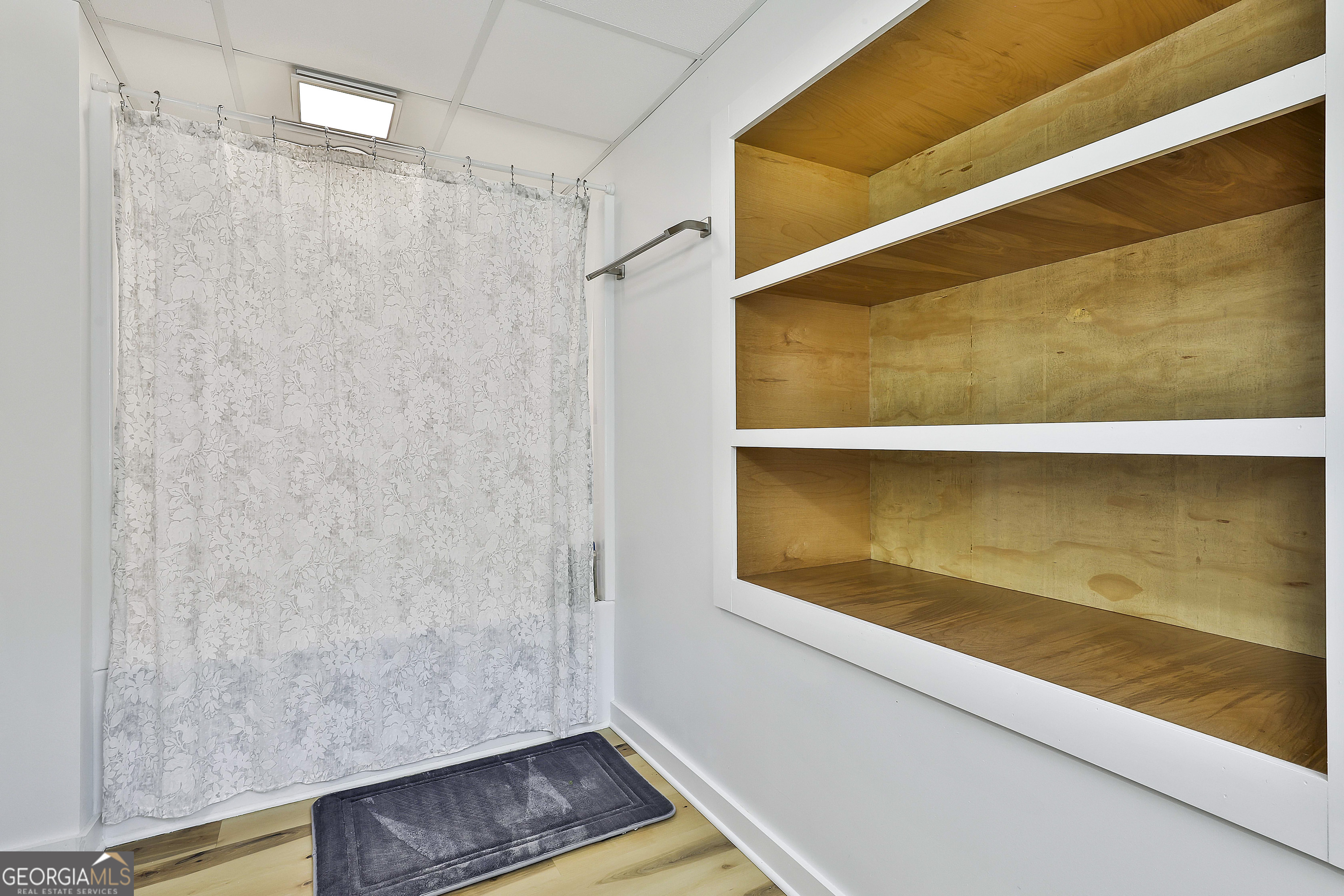 465 Little Road Sharpsburg, GA 30277 - Photo 45 of 67 a view of walk in closet