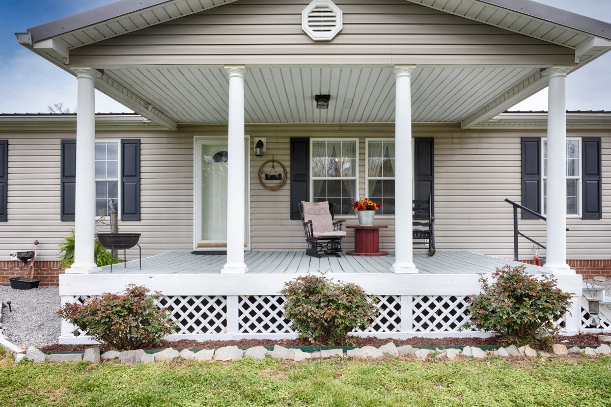 325 Stevenson Road Ardmore, TN 38449 - Photo 2 of 50