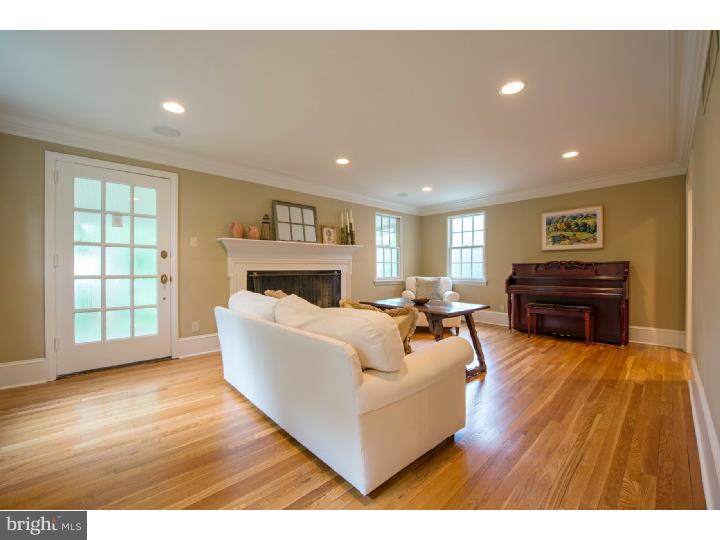 718 Arlington Road Penn Valley, PA 19072 - Photo 3 of 25 Living Room