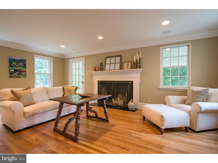 718 Arlington Road Penn Valley, PA 19072 - Photo 4 of 25 Living Room