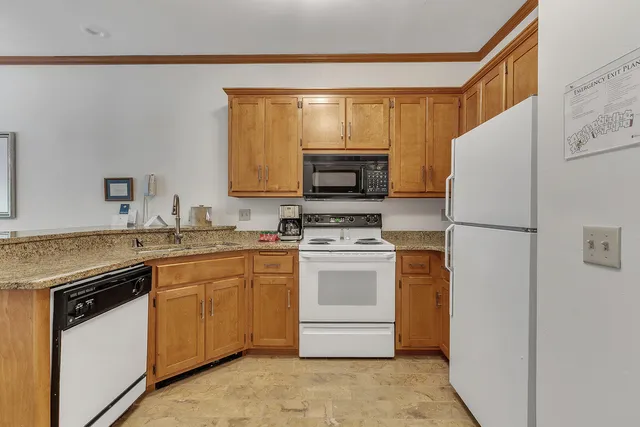 $245,900 | 101 Osthoff Avenue, Unit 197, Elkhart Lake, WI 53020