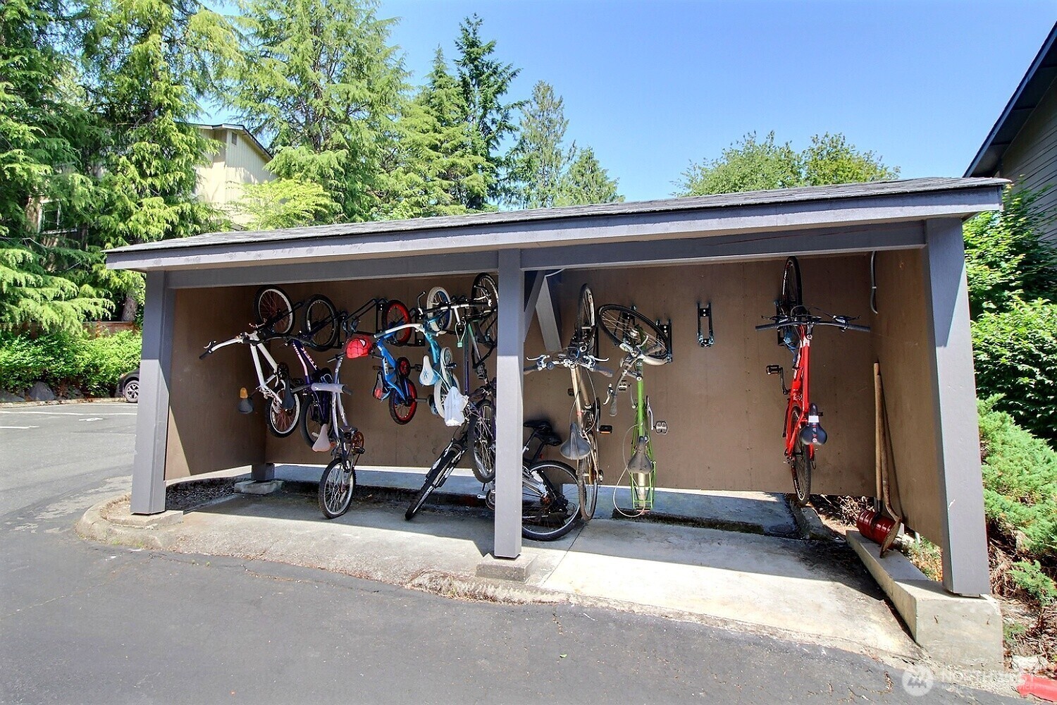 220 Southwest Clark Street, Unit B303 Issaquah, WA 98027 - Photo 13 of 19 a view of a room with gym equipment