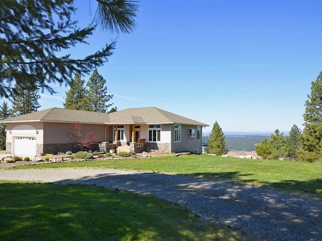15713 East Ridgecrest Lane Mead, WA 99021 - Photo 2 of 20