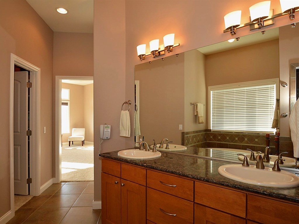 15713 East Ridgecrest Lane Mead, WA 99021 - Photo 13 of 20