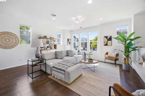 $515,000 | 1502 Nevin Plaza, Richmond, CA 94801