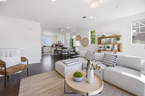 $515,000 | 1502 Nevin Plaza, Richmond, CA 94801