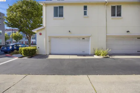 $515,000 | 1502 Nevin Plaza, Richmond, CA 94801