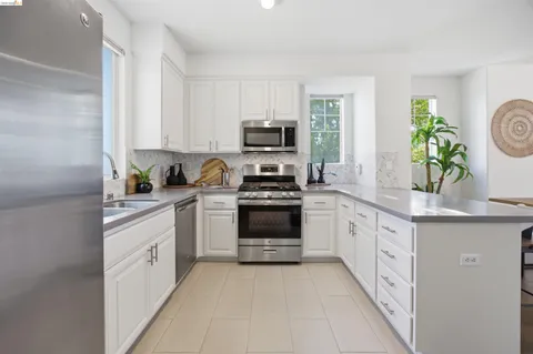 $515,000 | 1502 Nevin Plaza, Richmond, CA 94801