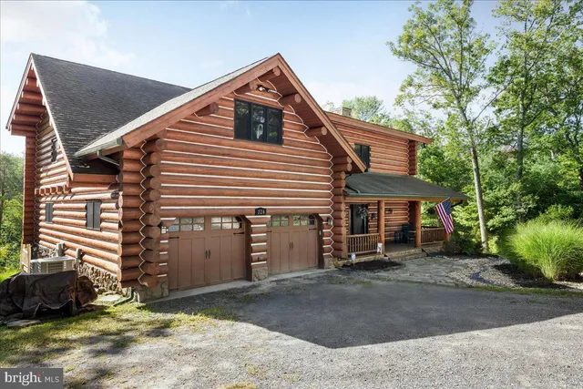 $950,000 | 226 Twin Oaks Drive, Bentonville, VA 22610