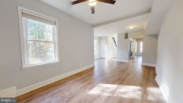 $3,999 | 2011 North Oakland Street, Arlington, VA 22207