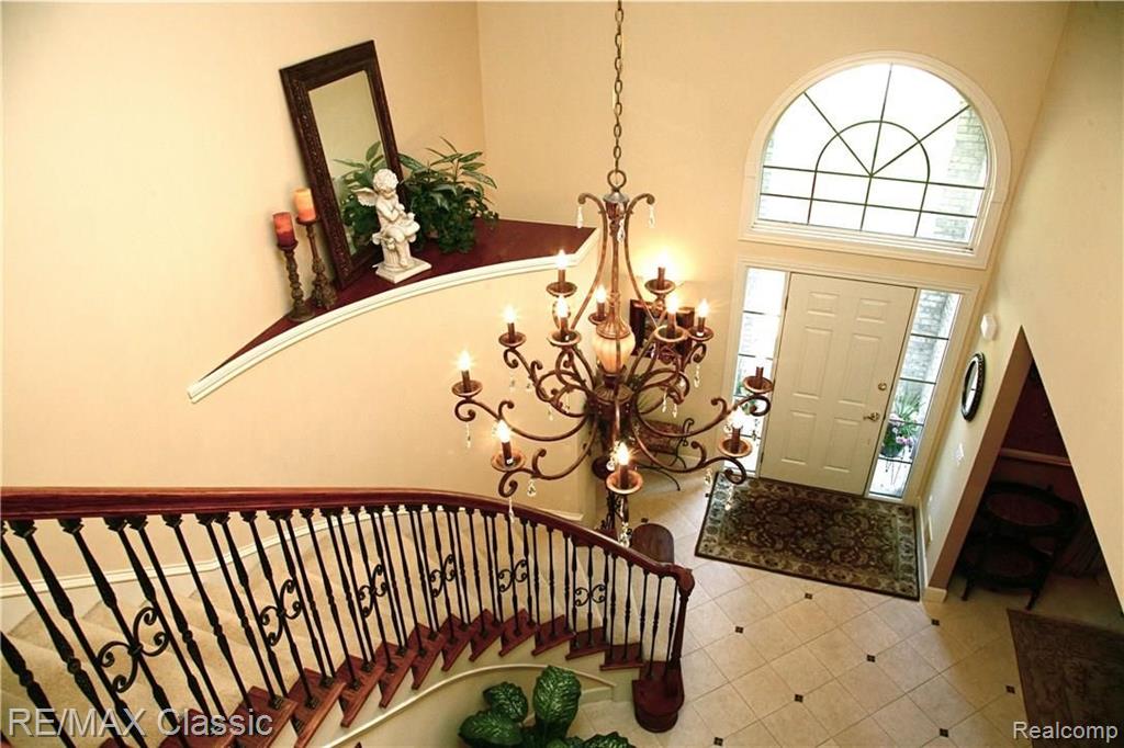 34028 Lyncroft Street Farmington Hills, MI 48331 - Photo 10 of 66