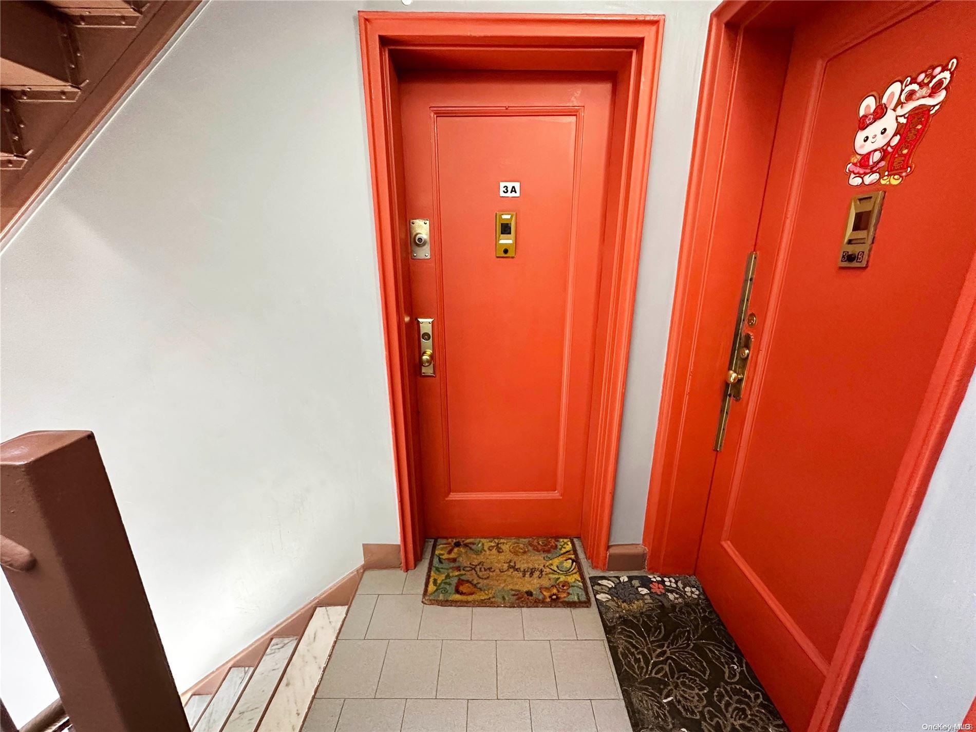 141-30 77th Road, Unit 3A Queens, NY 11367 - Photo 3 of 19 a view of walk in closet