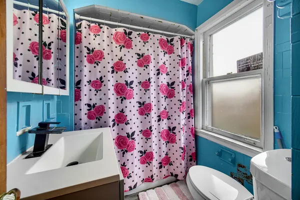 $324,900 | 3143 North Kostner Avenue, Chicago, IL 60641