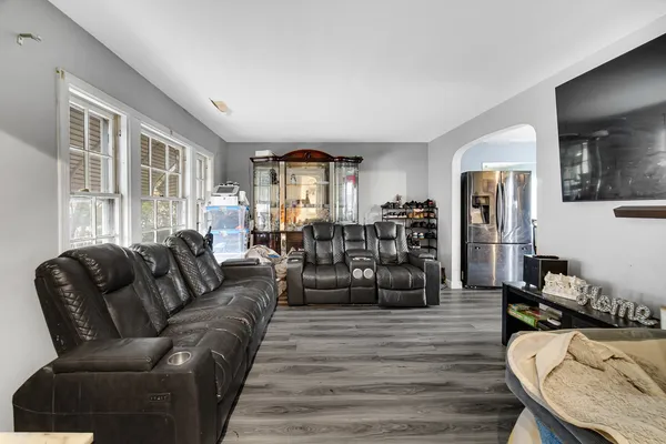 $324,900 | 3143 North Kostner Avenue, Chicago, IL 60641