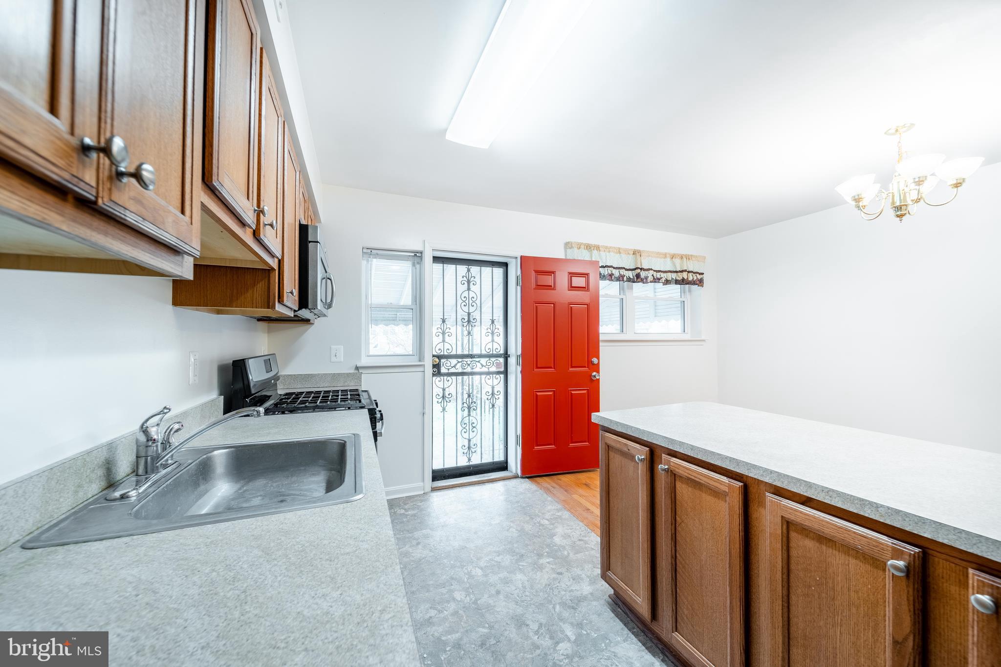 5539 Force Road Baltimore, MD 21206 - Photo 14 of 41