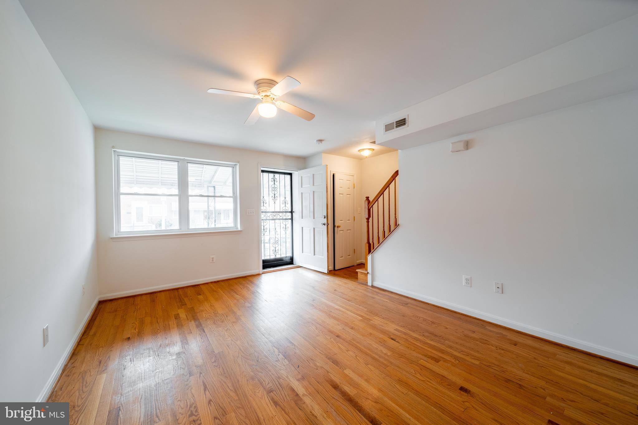 5539 Force Road Baltimore, MD 21206 - Photo 3 of 41