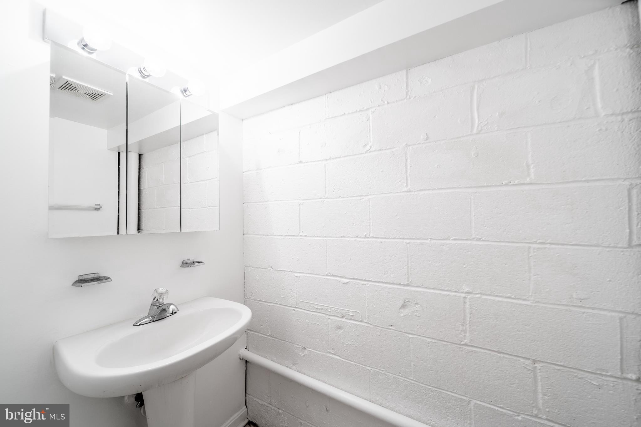 5539 Force Road Baltimore, MD 21206 - Photo 36 of 41