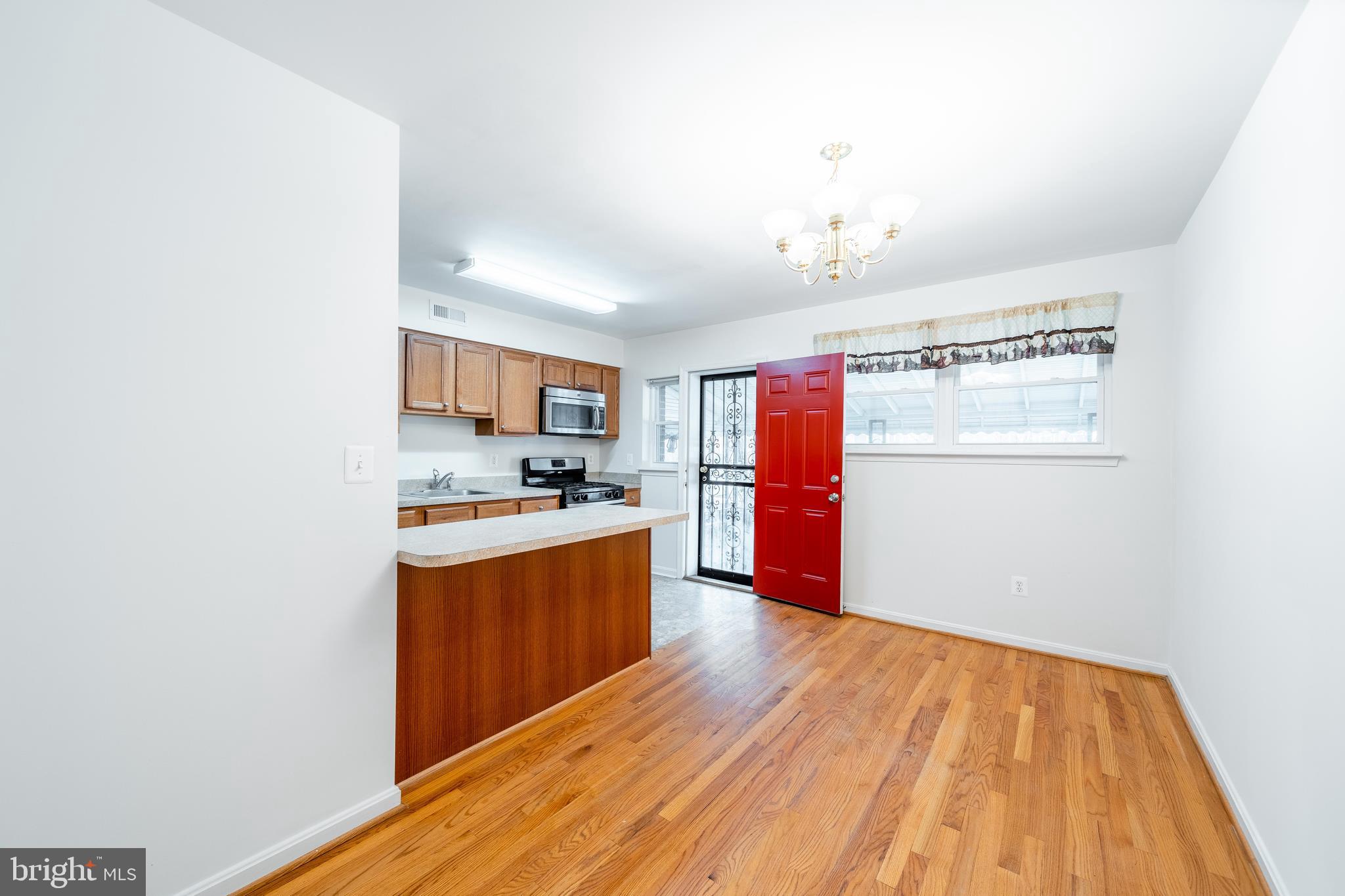 5539 Force Road Baltimore, MD 21206 - Photo 9 of 41