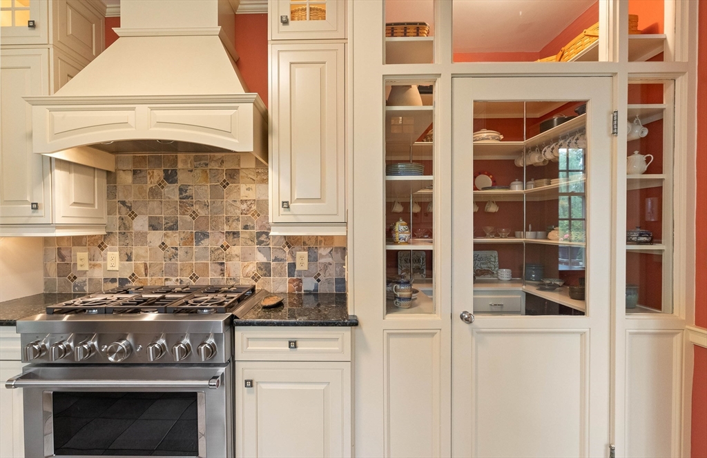 135 Academy Road North Andover, MA 01845 - Photo 14 of 42 Gallery Image 14