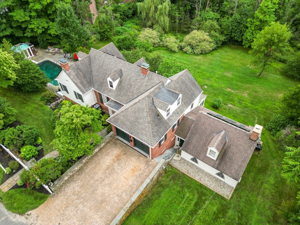 135 Academy Road North Andover, MA 01845 - Photo 2 of 42 Gallery Image 2